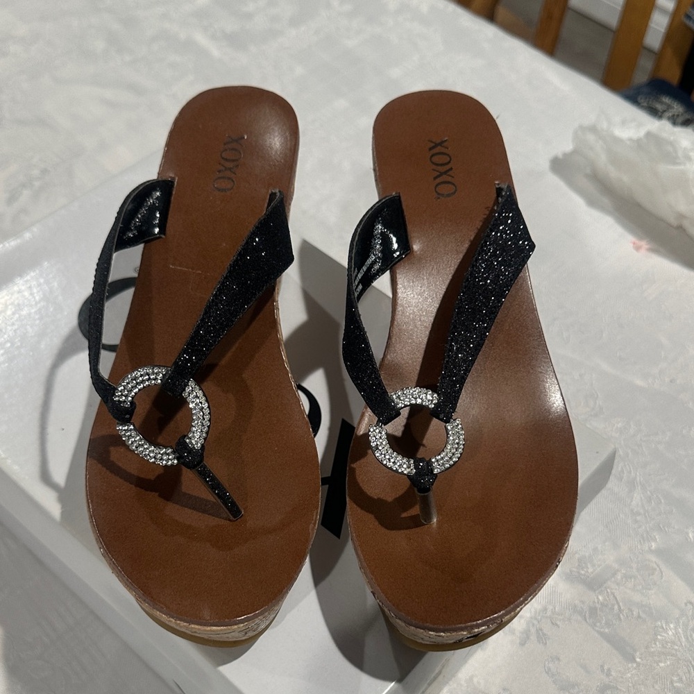 XOXO Glitter Black and Tan Wedge Sandals - Picture 3 of 5